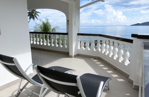 Bel Ombre Apartment | The Drake Seaside Apartment