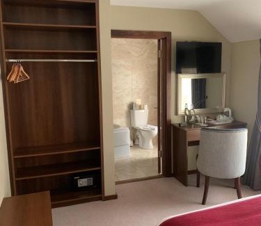 Grand Canal Dock Hotel | The Draper Rooms