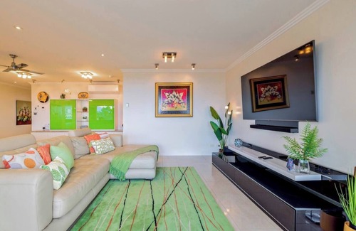Cairns Apartment | The Dreamscape Sea View Serenity on the Esplanade