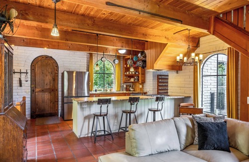 Amazon Other | The Ducking Castle and Carriage House
