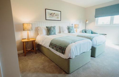 Tenby Hotel | The Dunes