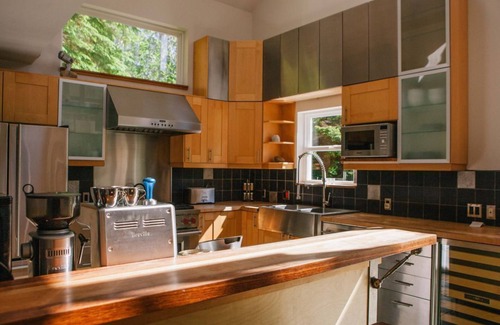 Tofino House | The Dunes House at Chesterman Beach, Tofino B.C.
