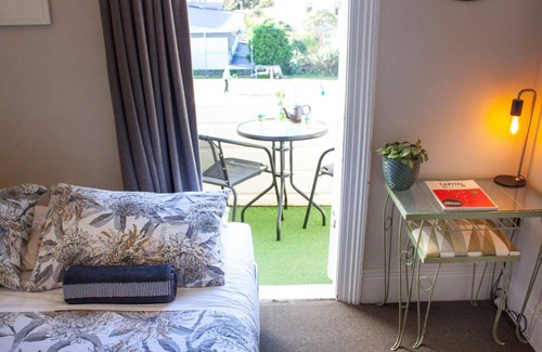 Thorndon Hostel | The Dwellington