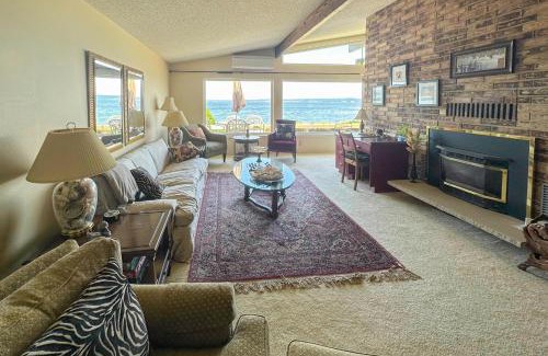 Coupeville House | The Eagle's Eye Beach House