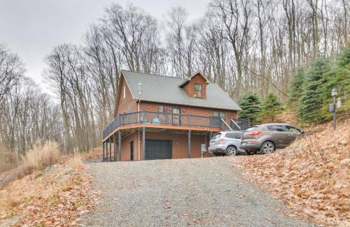 Terra Alta House | The Eagles Nest at Alpine Cabin with Fireplace!