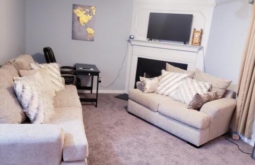 Sandy Springs Apartment | The Easy Access 2Br2bts kingbed apt with 4 beds sleeps 5