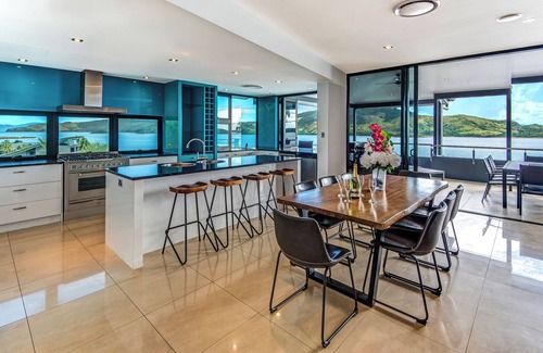 Hamilton Island Apartment | The Edge 3