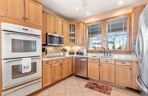 Corolla House | The Edge Of Reality: Private Pool, Spa, Rec Room