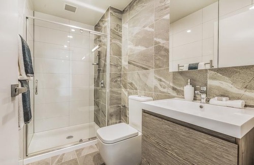 Epsom Apartment | The Edgerley Suites