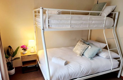 Shepparton House | The Edward - Central Unit