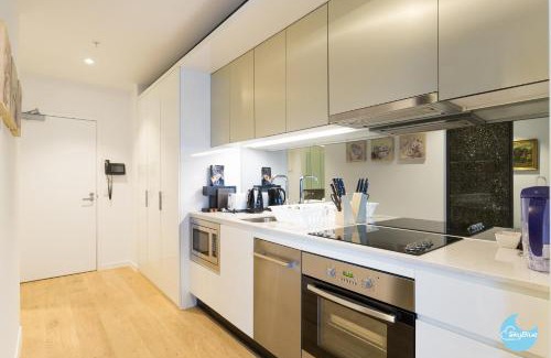 Melbourne Central Business District Apartment | The Escape in Southern Cross Station