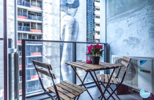 Melbourne Central Business District Apartment | The Escape in Southern Cross Station