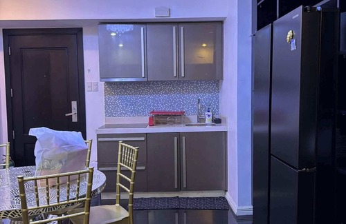 La Paz Condo | The exclusive Milano by Versace is located in an excellent central location.