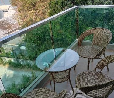 Saen Suk Apartment | The Exclusive @WON Beach Suite & Toproof Pool