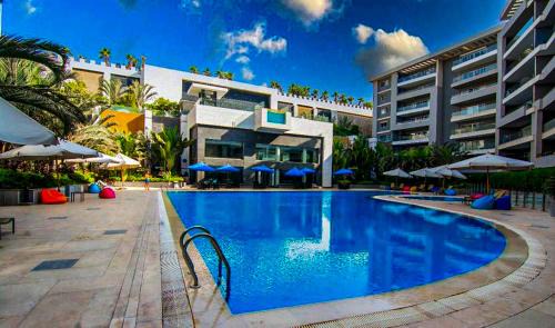 Heliopolis Apartment | The Expert in Ocean Blue Near Airport