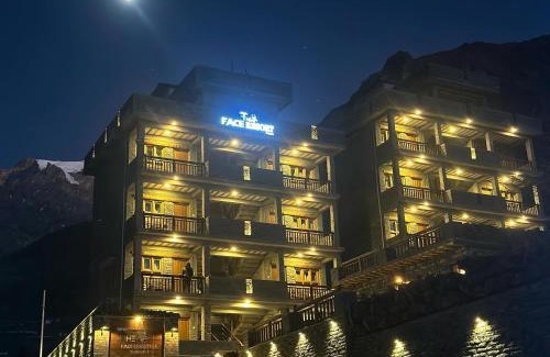 Mustang Resort | The face resort