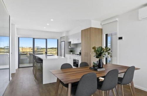 Torquay House | The Fairway Club 8