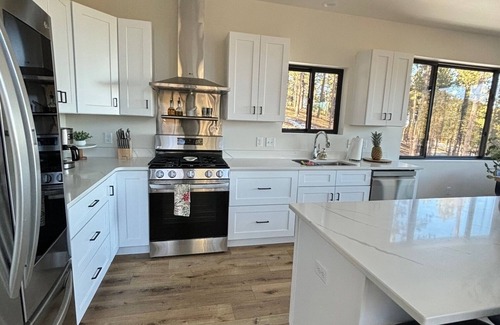 Rapid City House | The Falcon Amazing views 5 miles to Lake Pactola