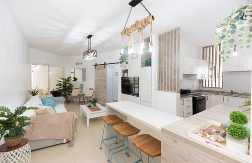 El Farallon del Chiru Apartment | The Farallon Beach Condo by Acomodo