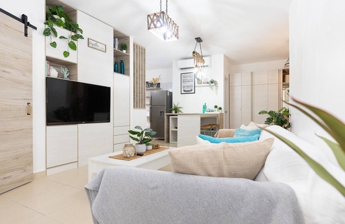 El Farallon del Chiru Apartment | The Farallon Beach Condo by Acomodo