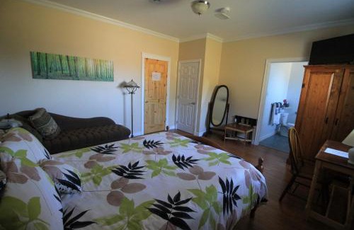 Port Hood Bed & Breakfast | The Fiddle and the Sea Bed and Breakfast