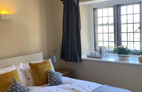 Stoke-sub-Hamdon Hotel | The Fleur De Lis