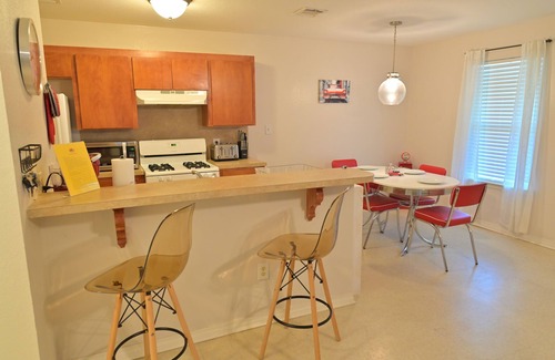 Shreveport House | The Ford Manor- Perfect for Extended Stays