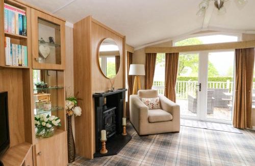 Fort William House | The Four Oaks Chalet