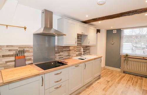Bridgnorth Cottage | THE FOX, family friendly in Bridgnorth