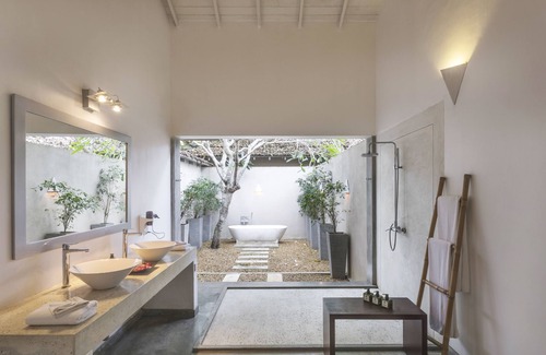 Talpe Hotel | The Frangipani Tree By Edwards Collection