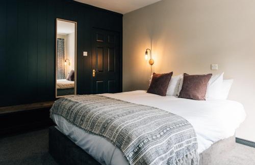 Ballintoy Hotel | The Fullerton Arms