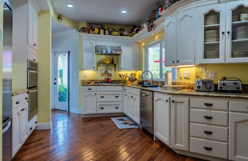 San Miguel House | The Gables at Rockin' K -Luxurious Wine Country Getaway with Stunning Views!