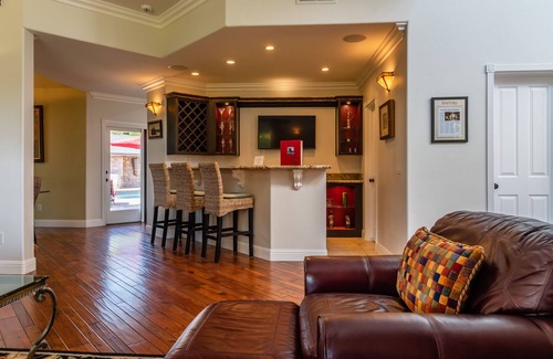 San Miguel House | The Gables at Rockin' K -Luxurious Wine Country Getaway with Stunning Views!