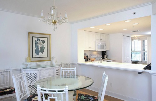 Central Beach Condo | The Gables of Vero Beach - Ocean Front Condo 2/2 Vero Beach In Town 4th Floor