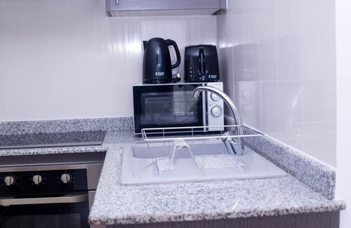 East Legon Apartment | The Gallery Luxury Suite 33, less than 10 minutes from the Airport.