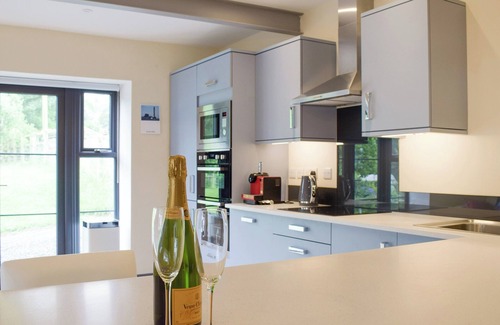 Bridgnorth Cottage | The Garden Room at Eudon George