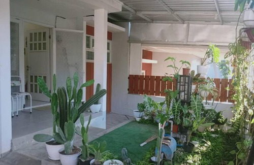 Dinoyo Villa | The Garden Vila dekat Batu, UB, UMM