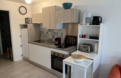 Stella-Plage Apartment | The Garrigue in the middle of the Pines