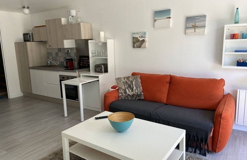 Stella-Plage Apartment | The Garrigue in the middle of the Pines