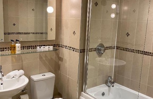 Ferrensby Hotel | The General Tarleton