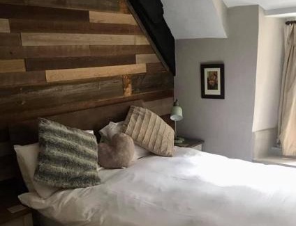 Castle Cary Hotel | The George Hotel