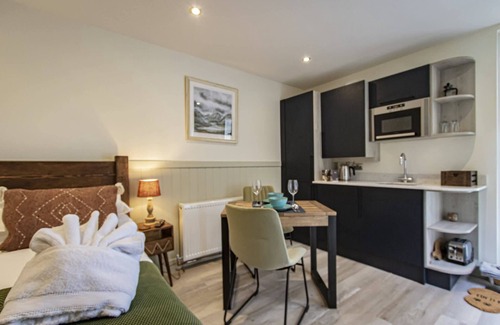 Windermere Cabin | The Ghyll Head Lake District Woodland Cabin