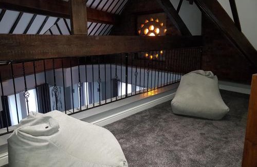 Liverpool Hotel | The Glebe Hotel