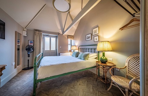 Wells-next-the-Sea Hotel | The Globe Inn Wells