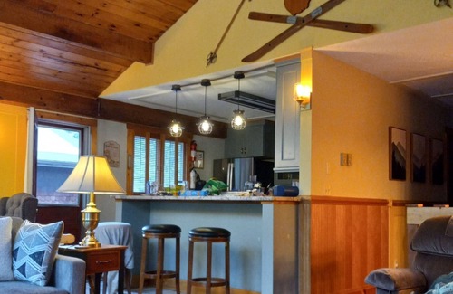 Timberline House | The Golden Eagle Vacation Rental, a 3 minute walk to Timberline Ski Slopes