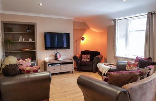 Glenrothes House | The Goldsmiths Apartment