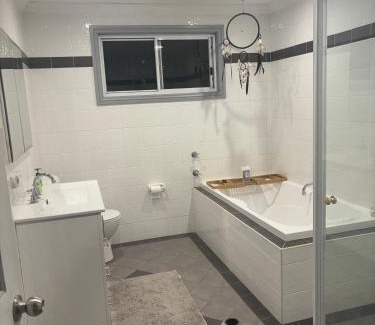 North Narrabeen Bed & Breakfast | The Gondola