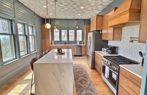 Wauwatosa House | The Governors Manison