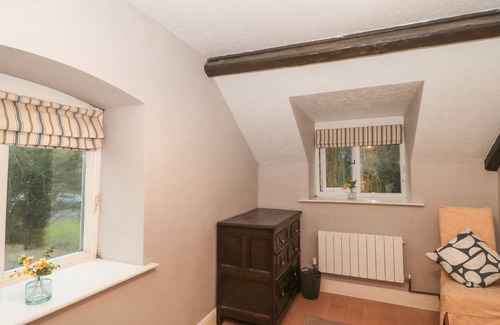 Upwey Cottage | THE GRAIN STORE, pet friendly, with open fire in Weymouth