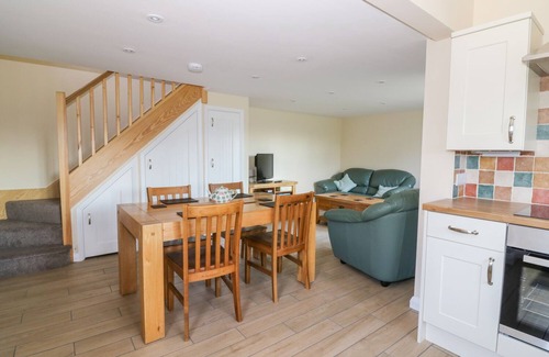 Wickham St Paul Cottage | THE GRANARY, pet friendly, with a garden in Sudbury